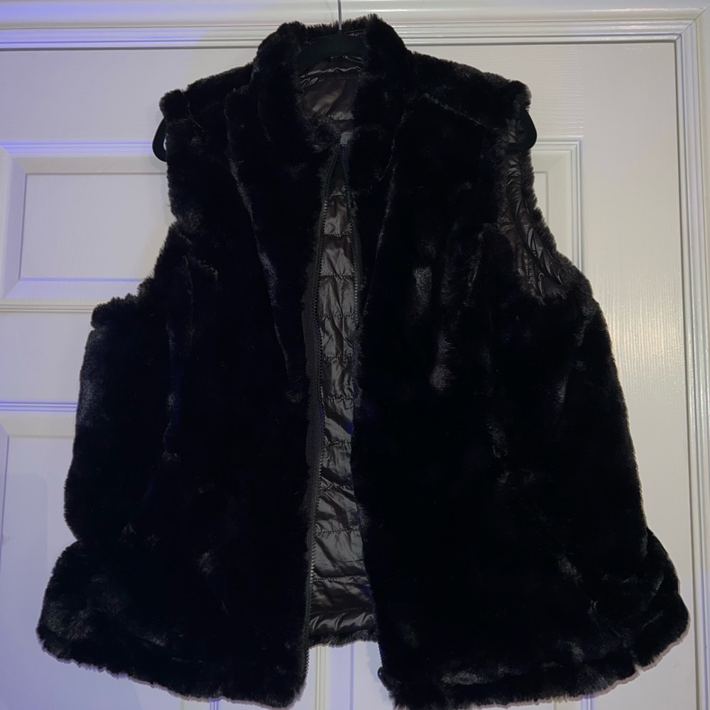 Faux fur reversible vest NWOT